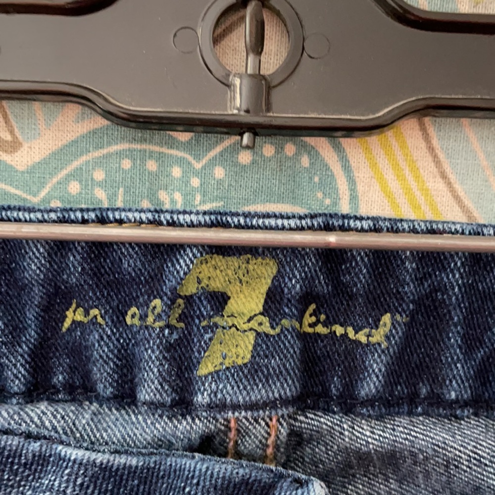 Jeans - Picture 3 of 5